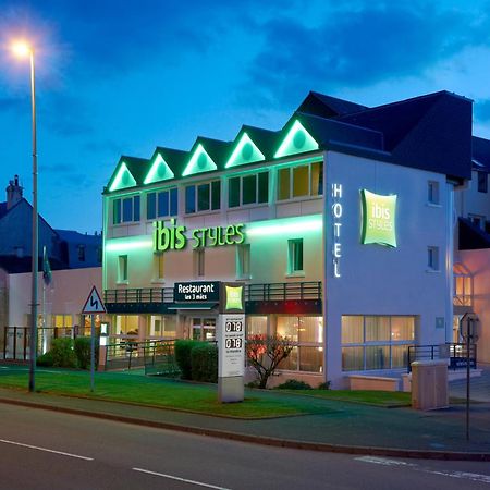 Готель Ibis Styles Уїстреам Екстер'єр фото