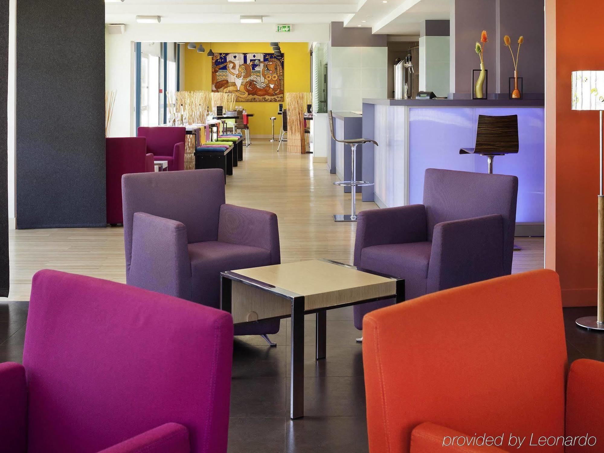 Готель Ibis Styles Уїстреам Екстер'єр фото