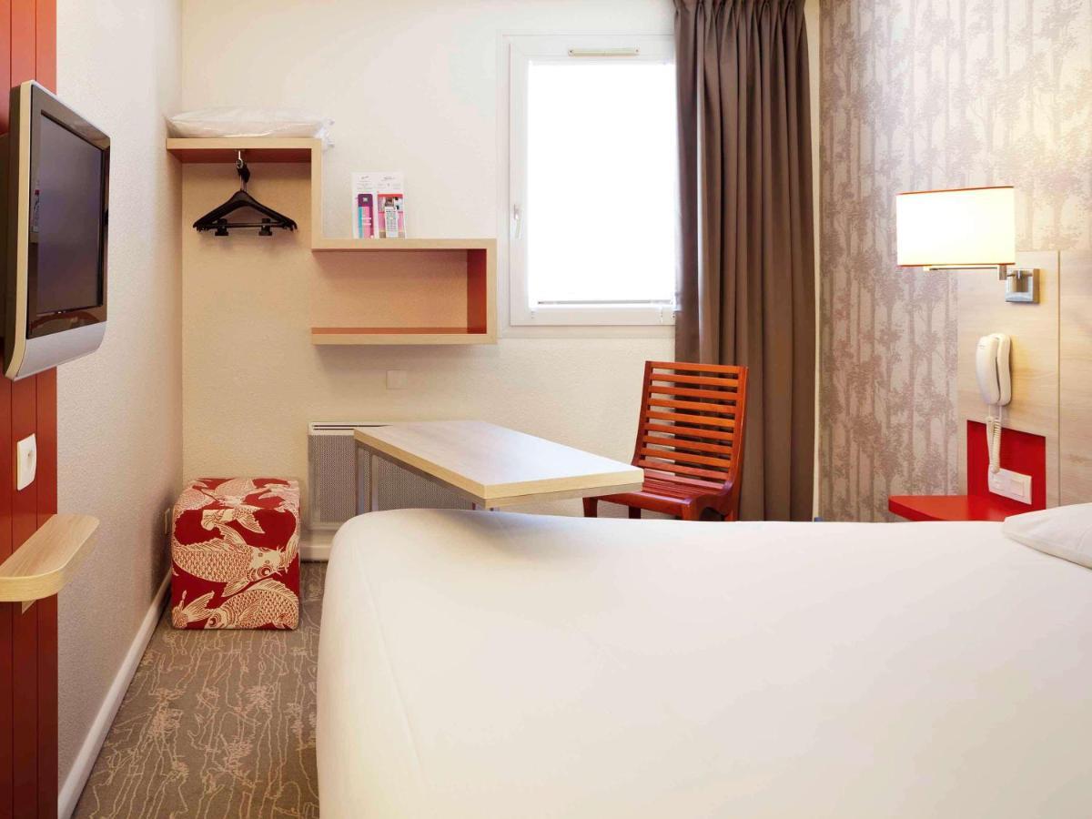 Готель Ibis Styles Уїстреам Екстер'єр фото